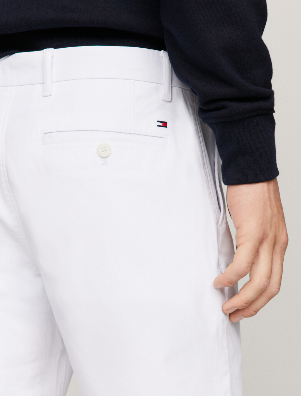 1985 Collection Essential Harlem Relaxed Fit Shorts, Th Optic White, hi-res