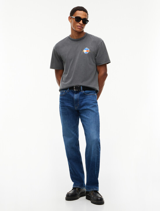 Signature Back Graphic Relaxed T-Shirt