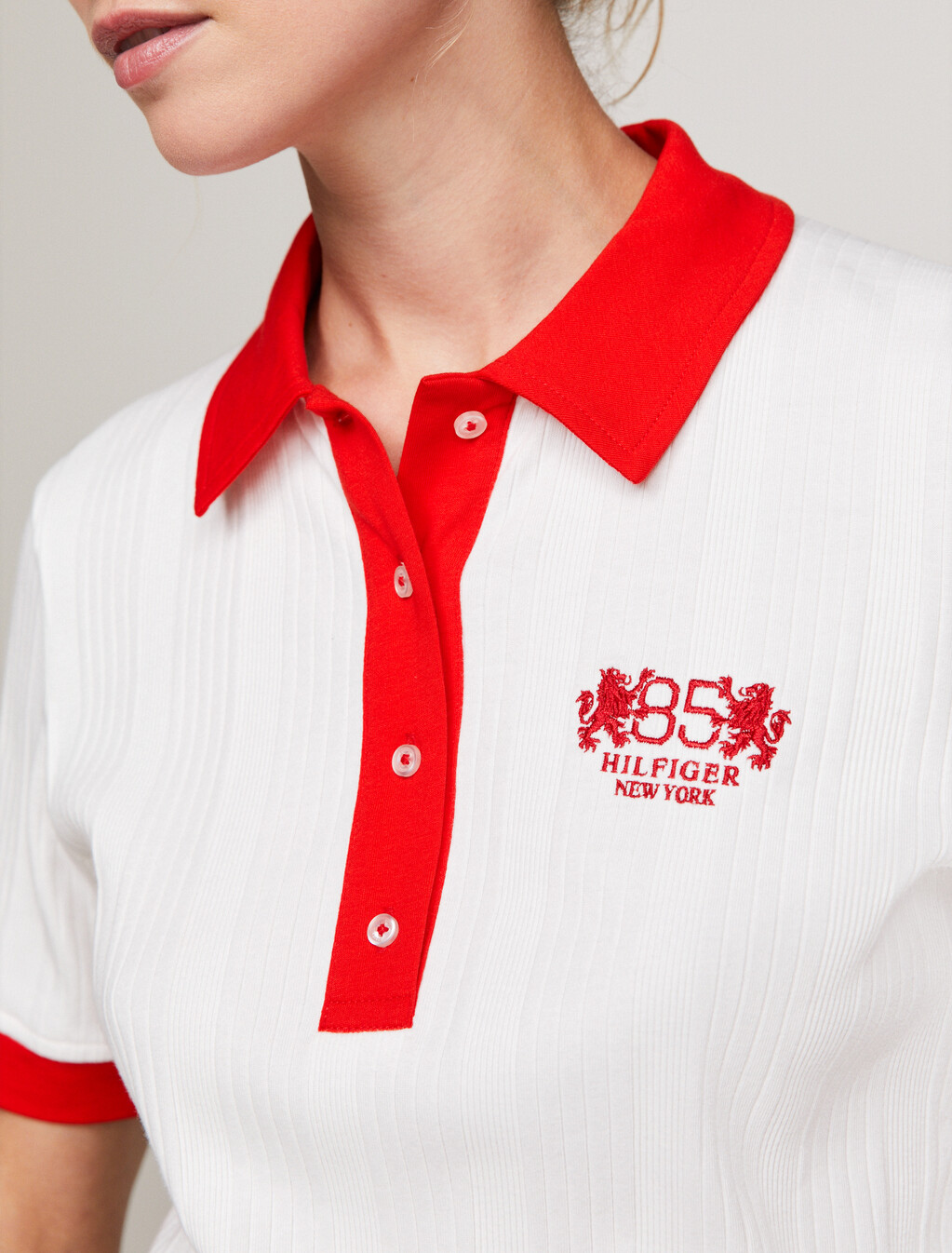 1985 系列 TH Crest 常規 Polo 恤, Ecru, hi-res