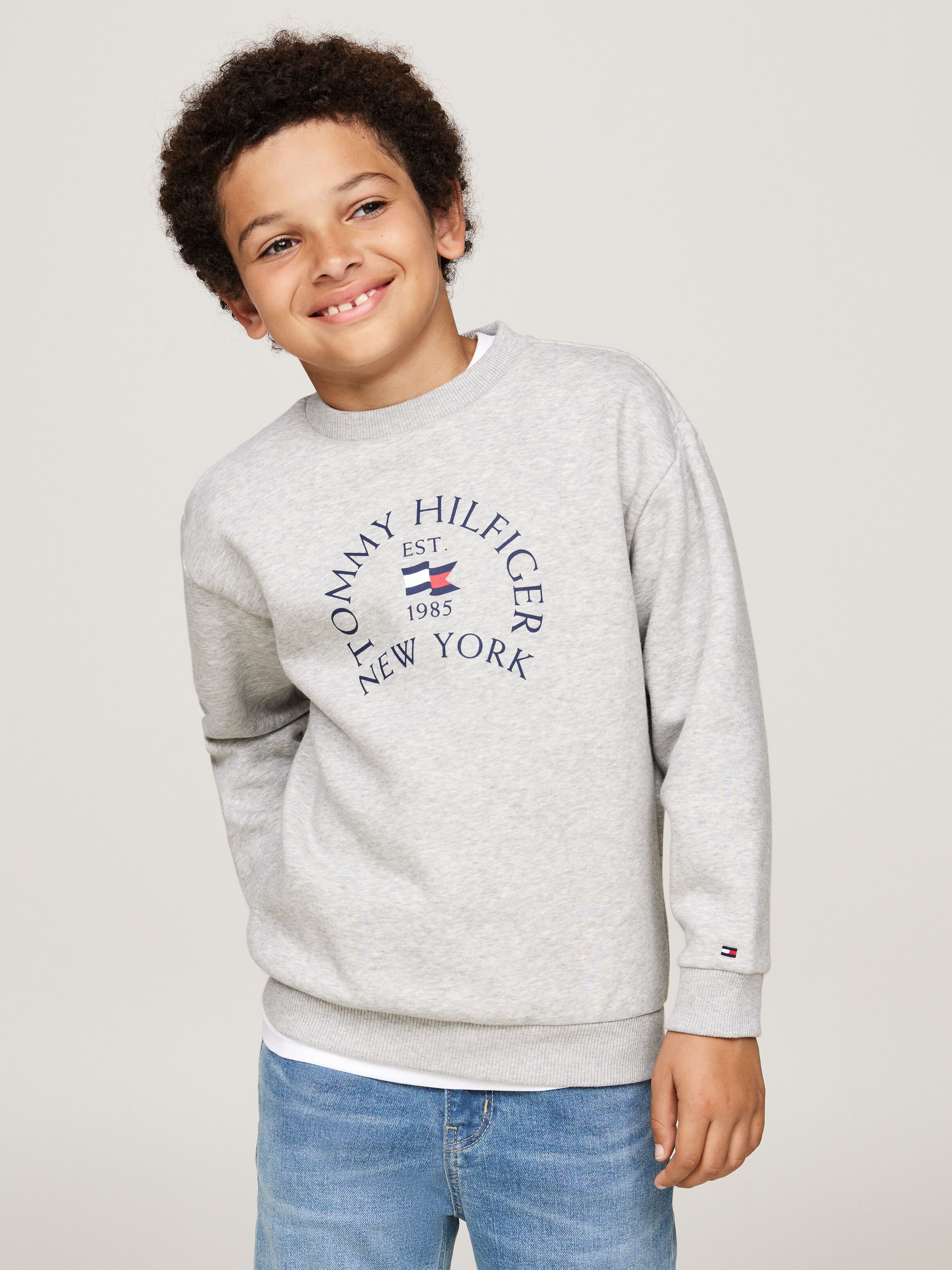 Tommy hilfiger junior sweatshirt hot sale