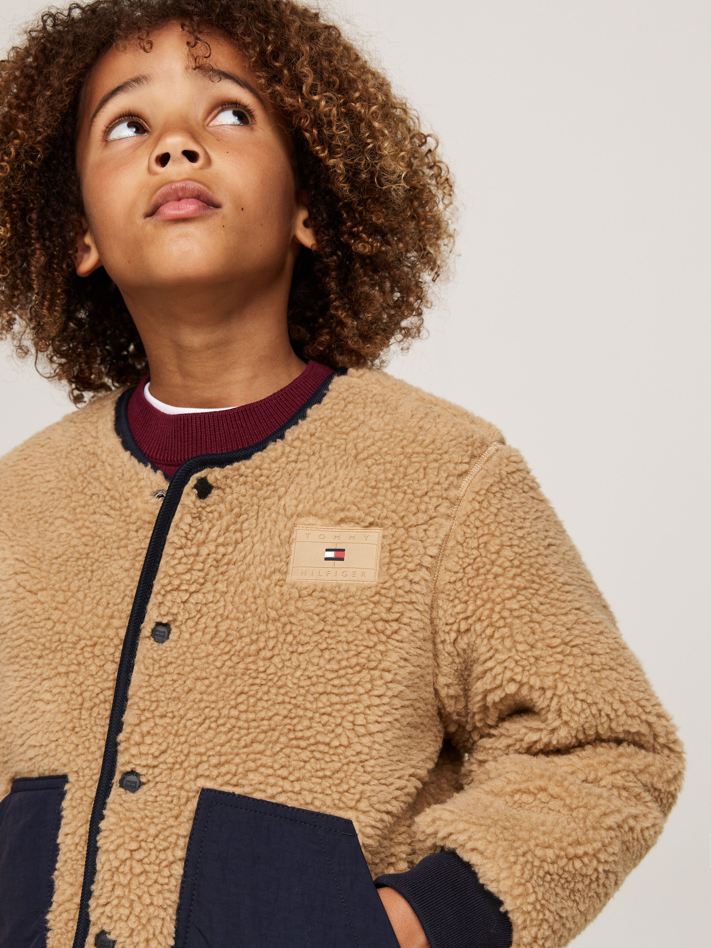 Tommy hilfiger reversible discount
