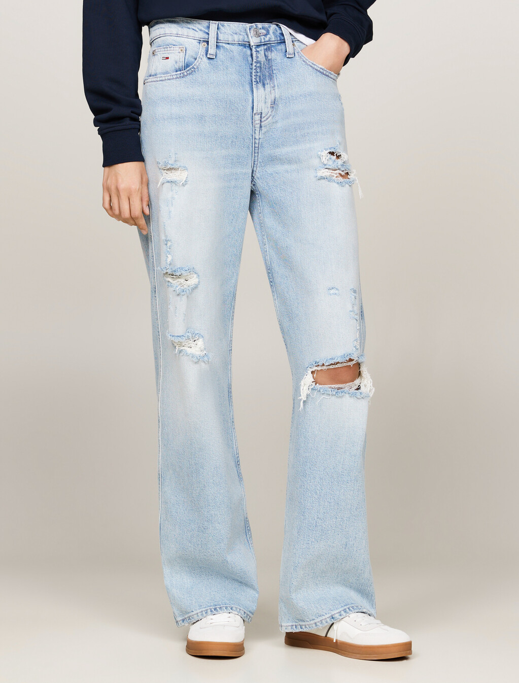 Betsy Mid Rise Wide Distressed Jeans, Denim Light, hi-res