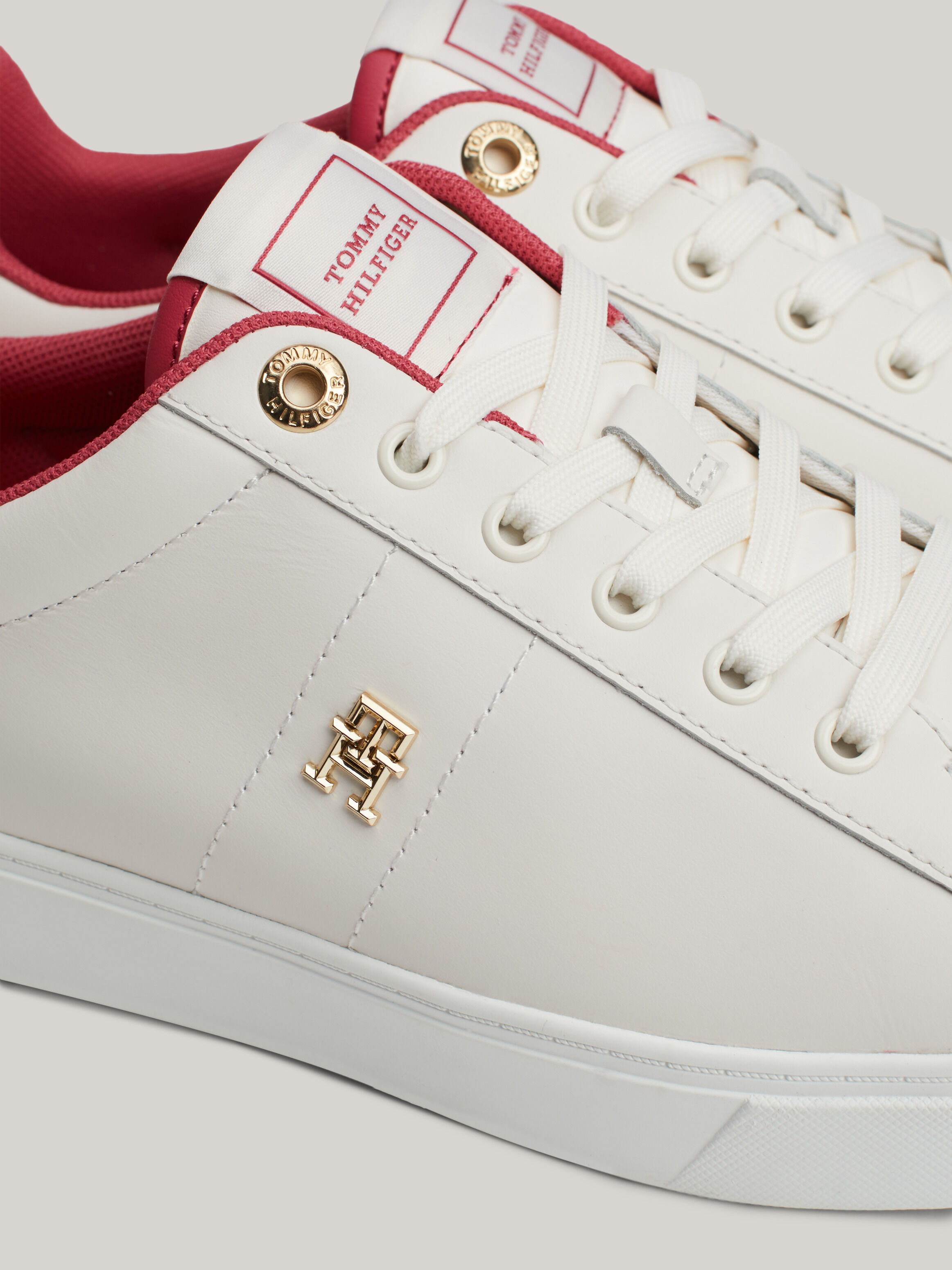 Tommy hilfiger essential trainers cheap