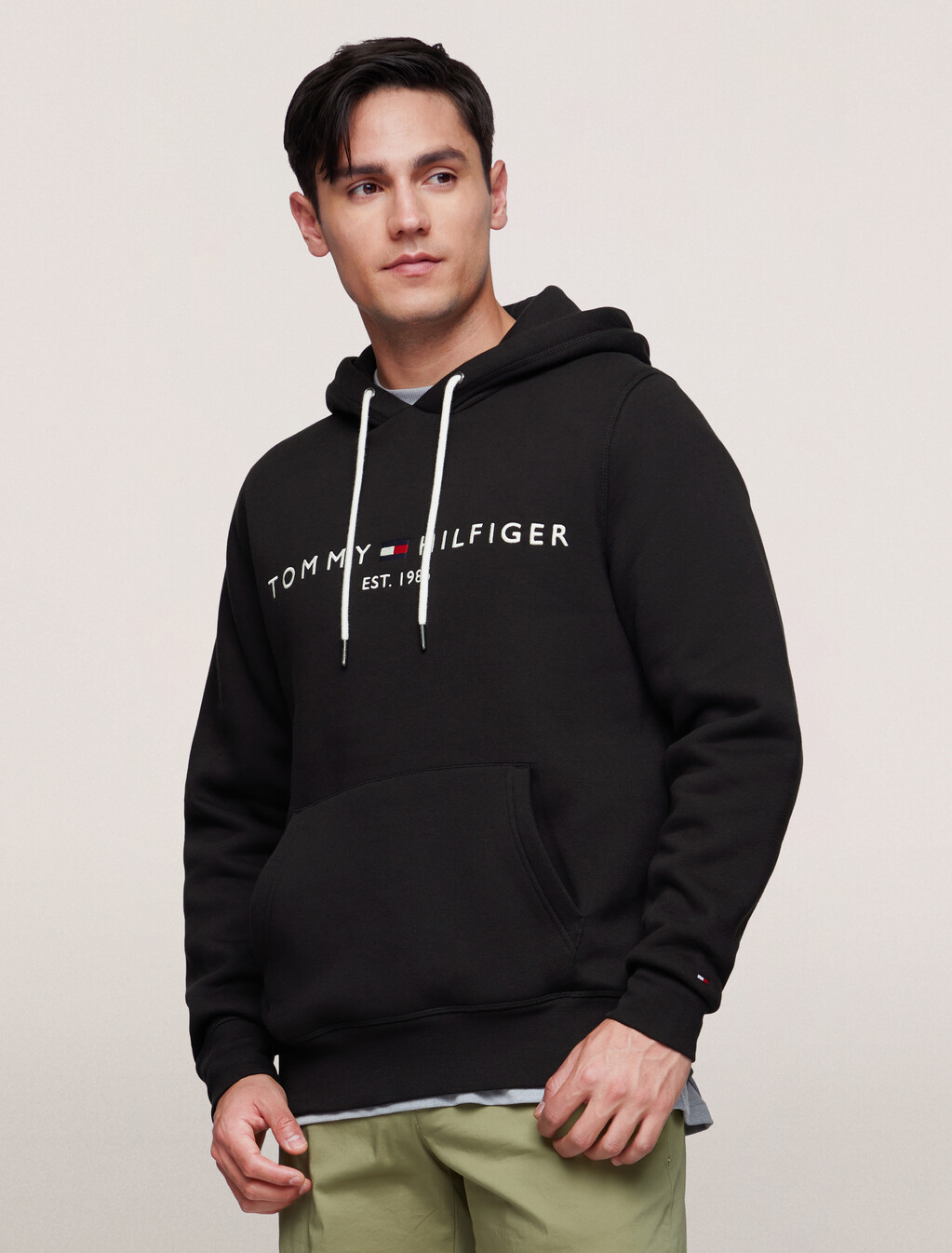 Essential Logo Hoodie, JET BLACK, hi-res