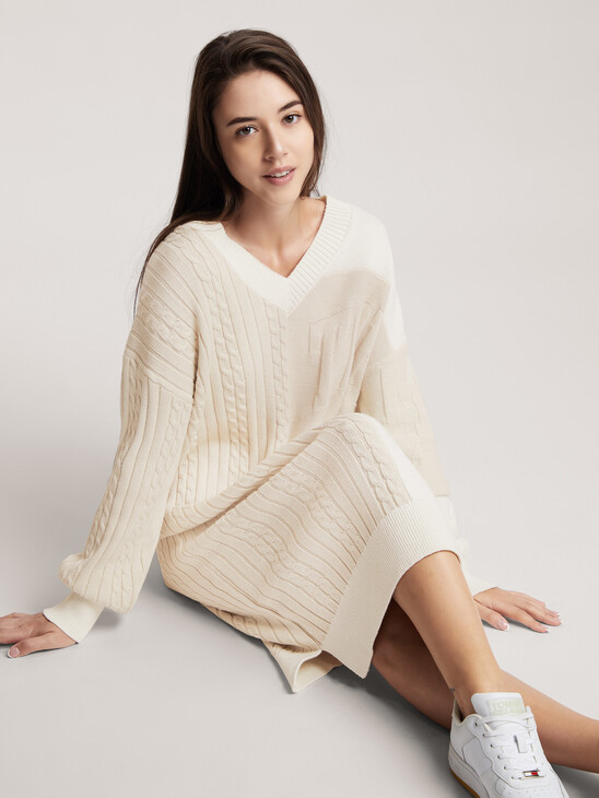 Color Block Cable Knit V Neck Sweater Dress