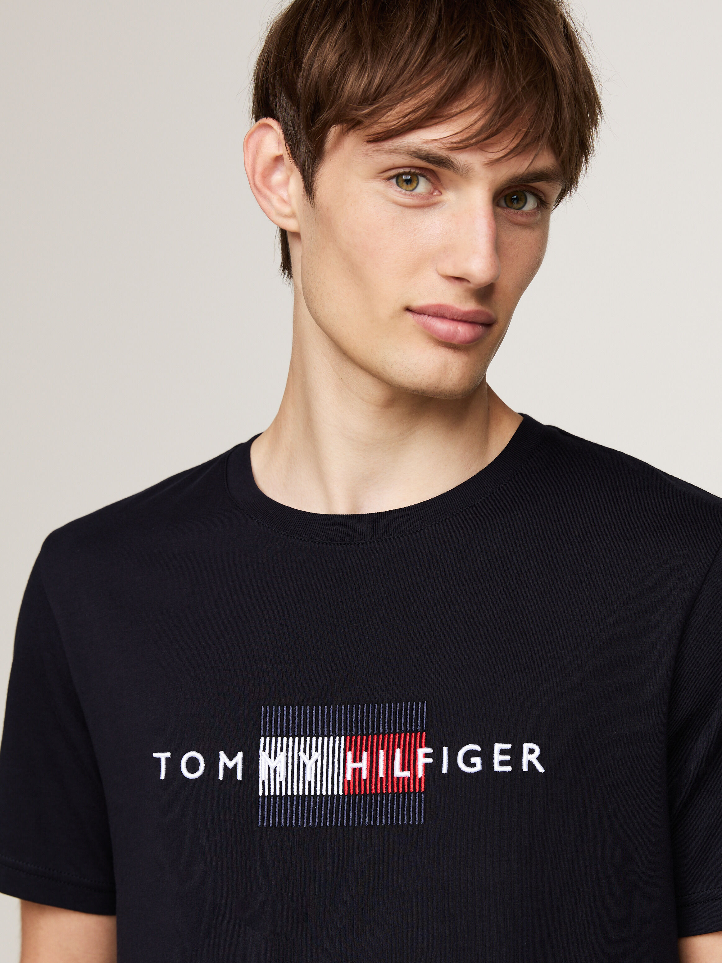 Tommy jeans flag t shirt hot sale