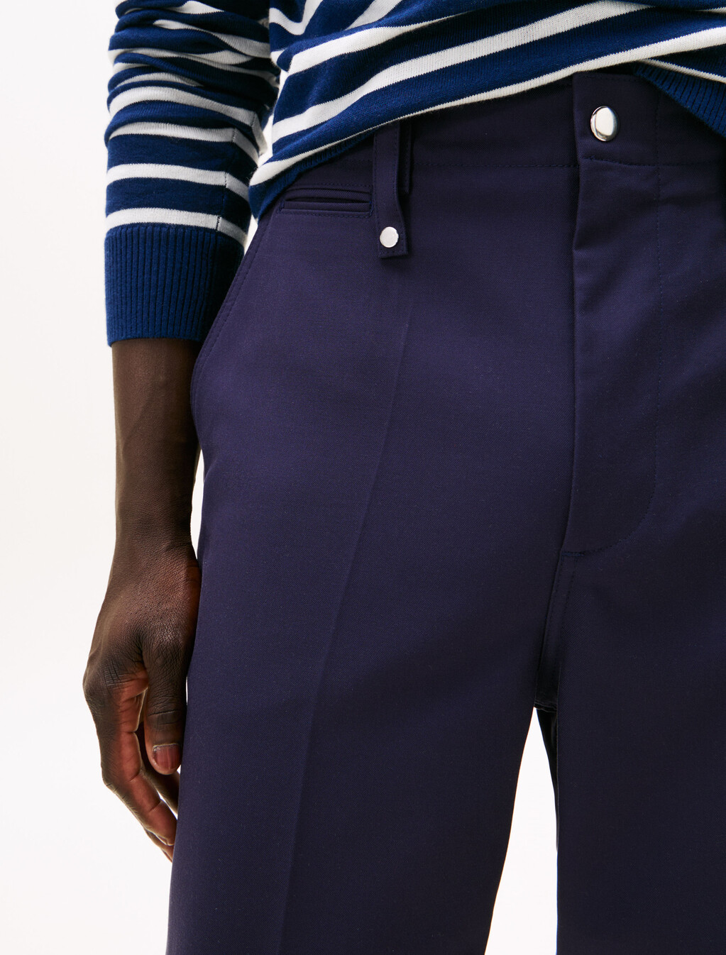 The Runway 系列超寬鬆翻邊斜紋九分褲, Carbon Navy, hi-res