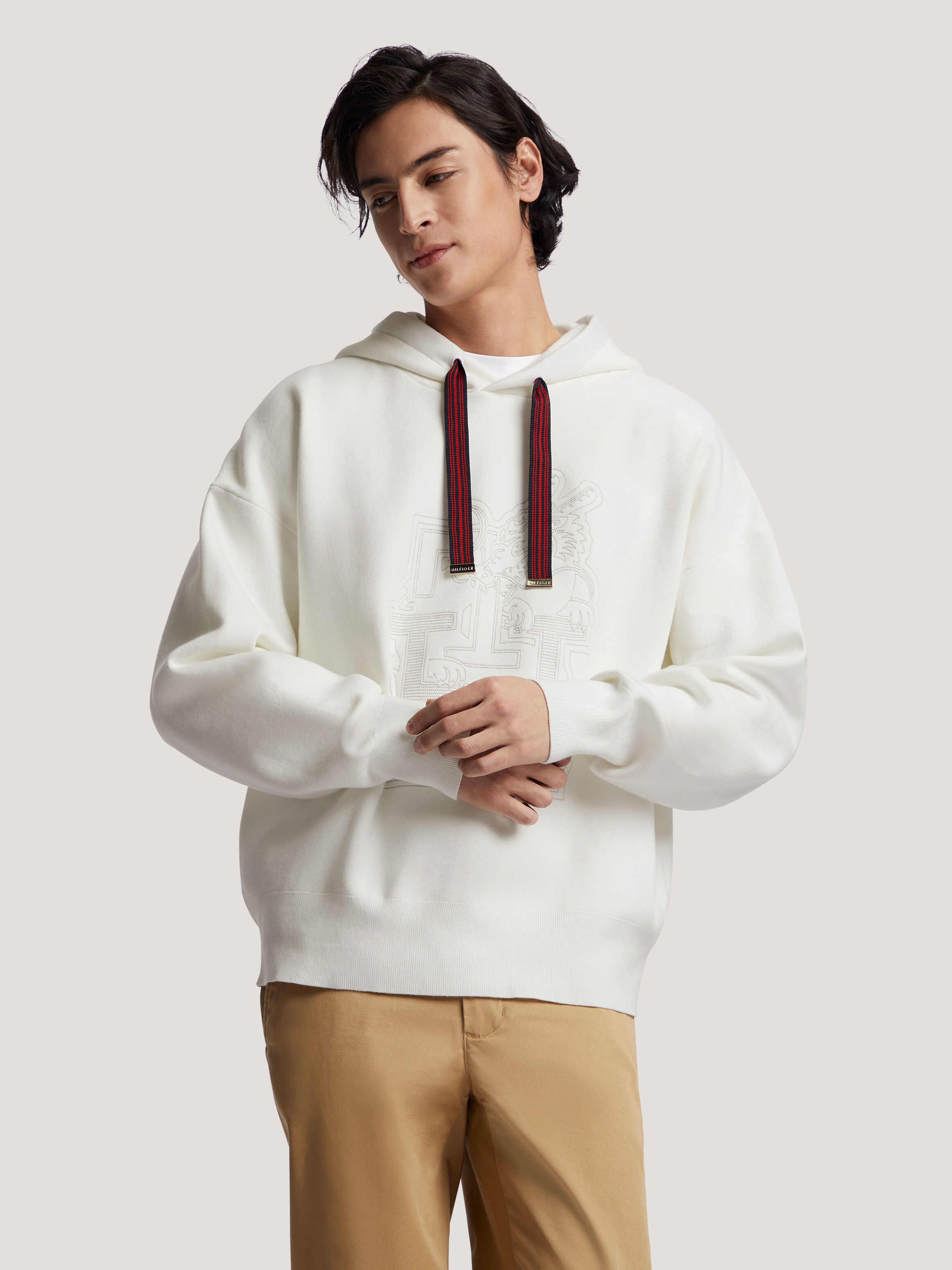 Tommy hilfiger signature on sale artwork hoodie