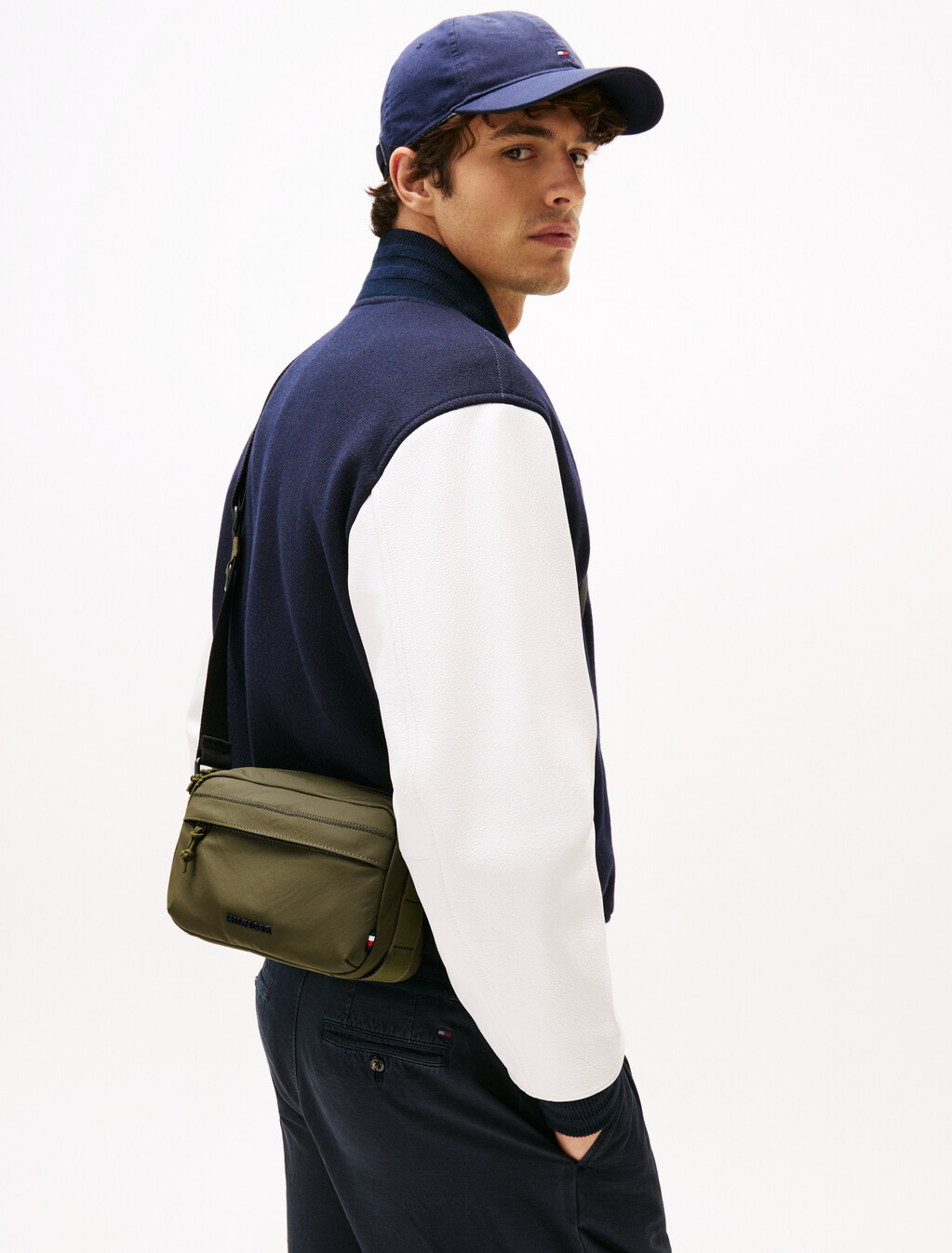 紋理感標誌記者包, Army Green, hi-res