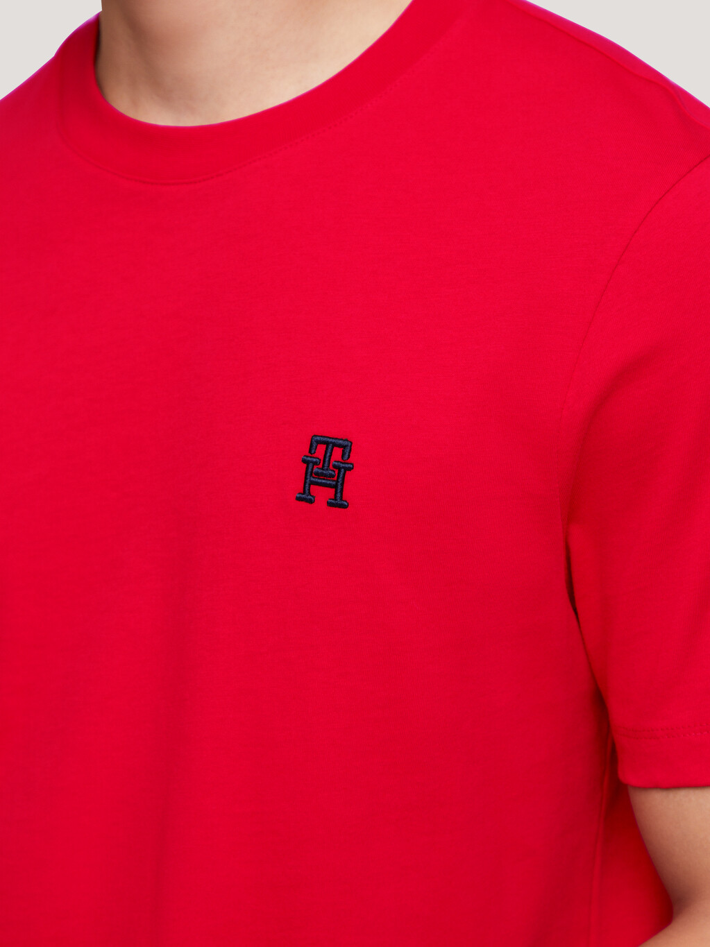 TH Monogram 標誌 T 恤, Fierce Red, hi-res