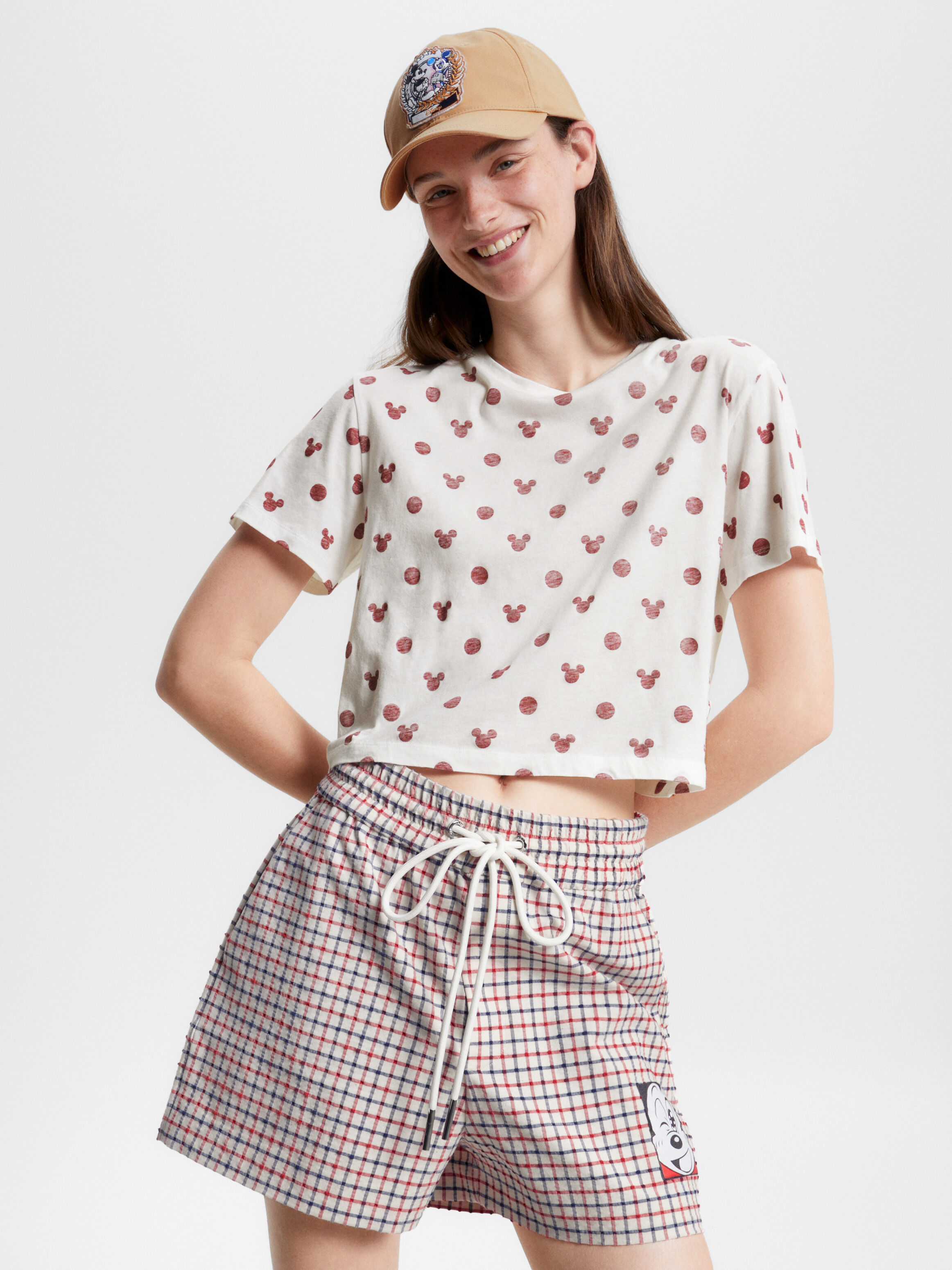Tommy hilfiger shorts and t shirt store