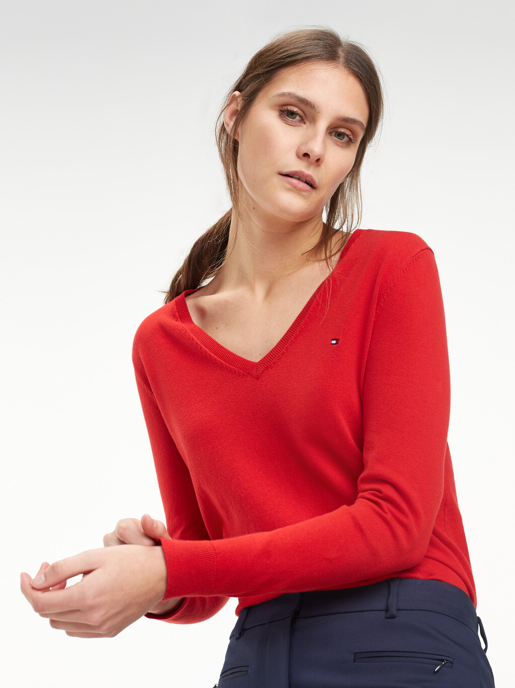 Heritage V-Neck Sweater, APPLE RED, hi-res