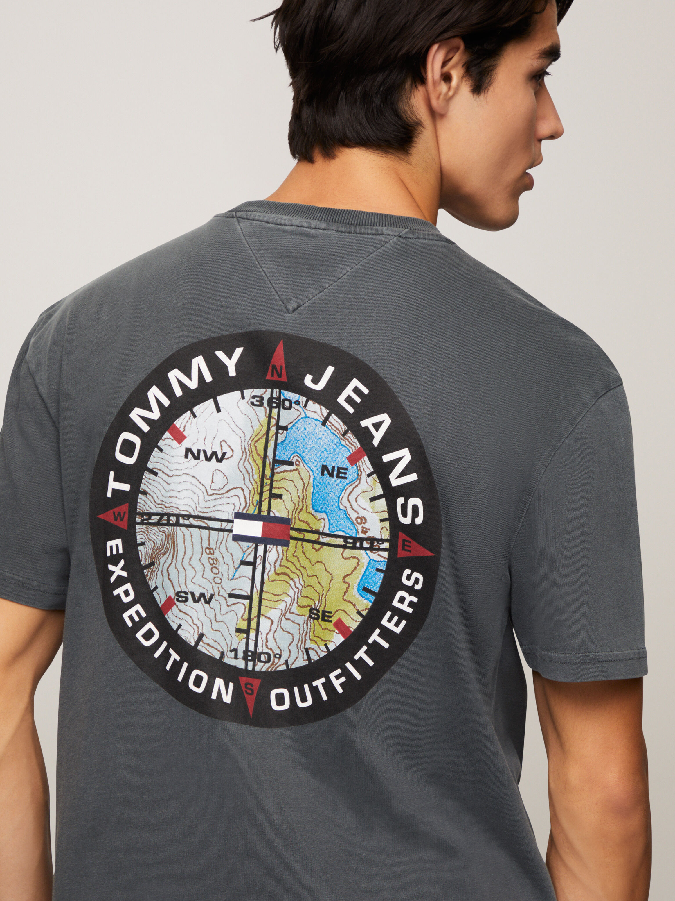 Tommy hilfiger graphic tees new arrivals