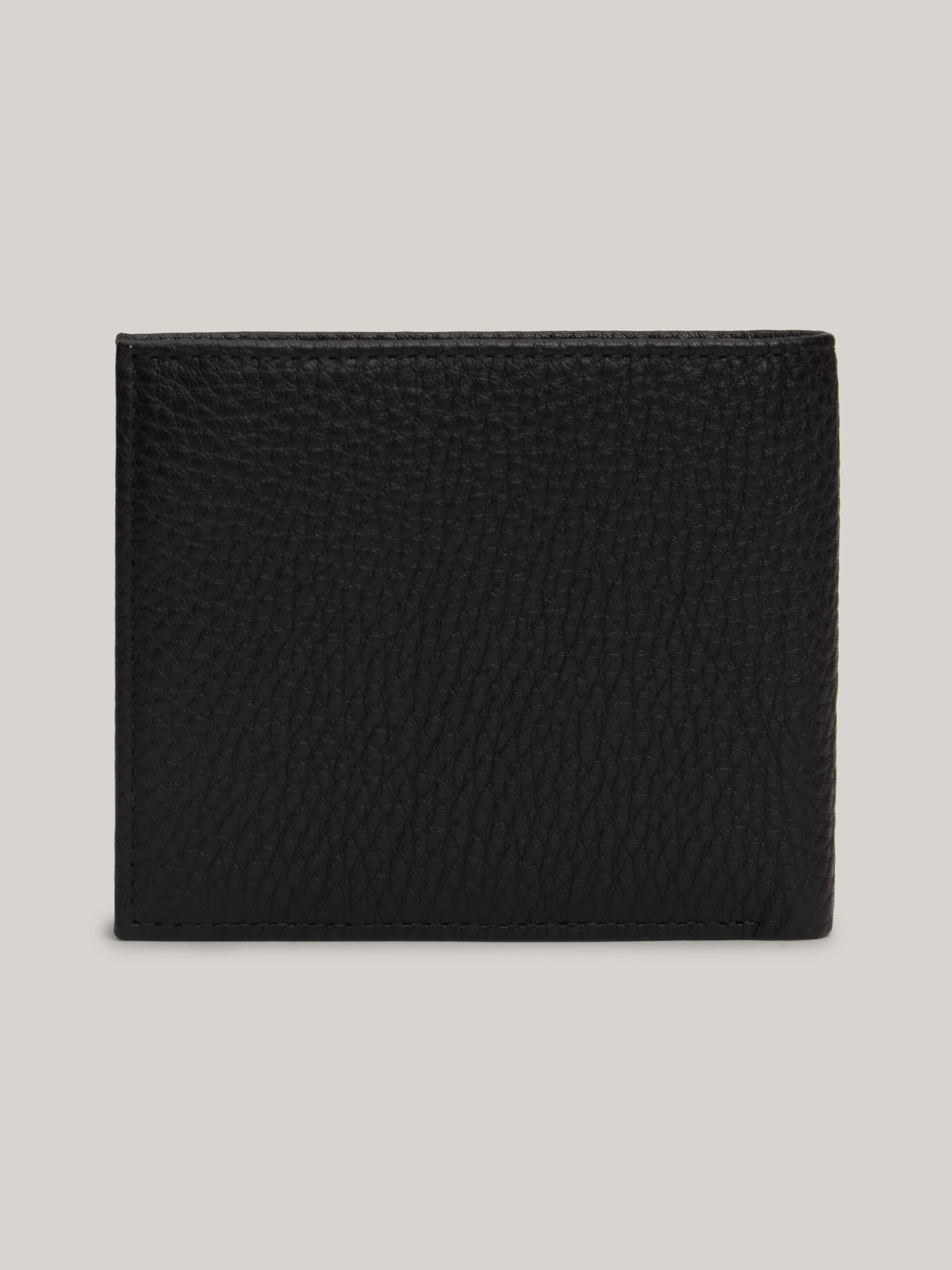 Tommy hilfiger bifold wallet hot sale