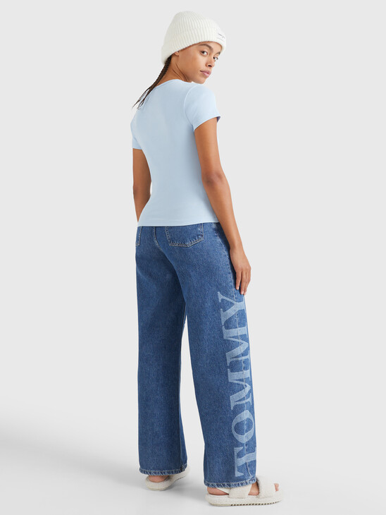 ESSENTIAL RIBBED FITTED T-SHIRT