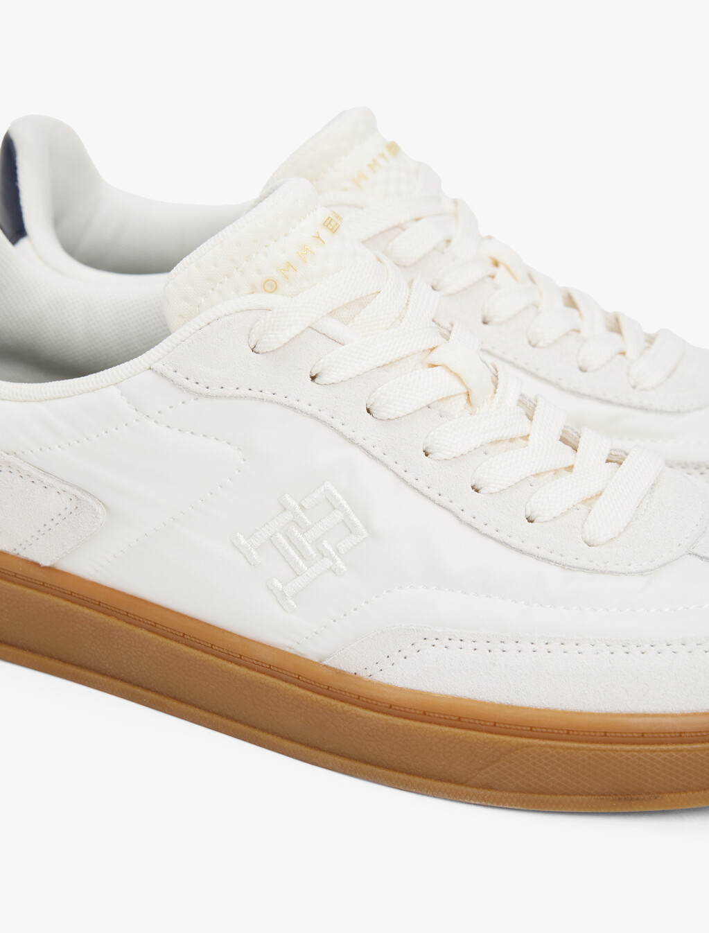 Heritage Suede Trainers, Ancient White, hi-res