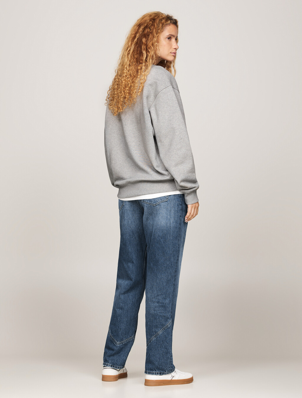 Tommy Jeans x Game Day 衛衣, Lt Grey Htr, hi-res