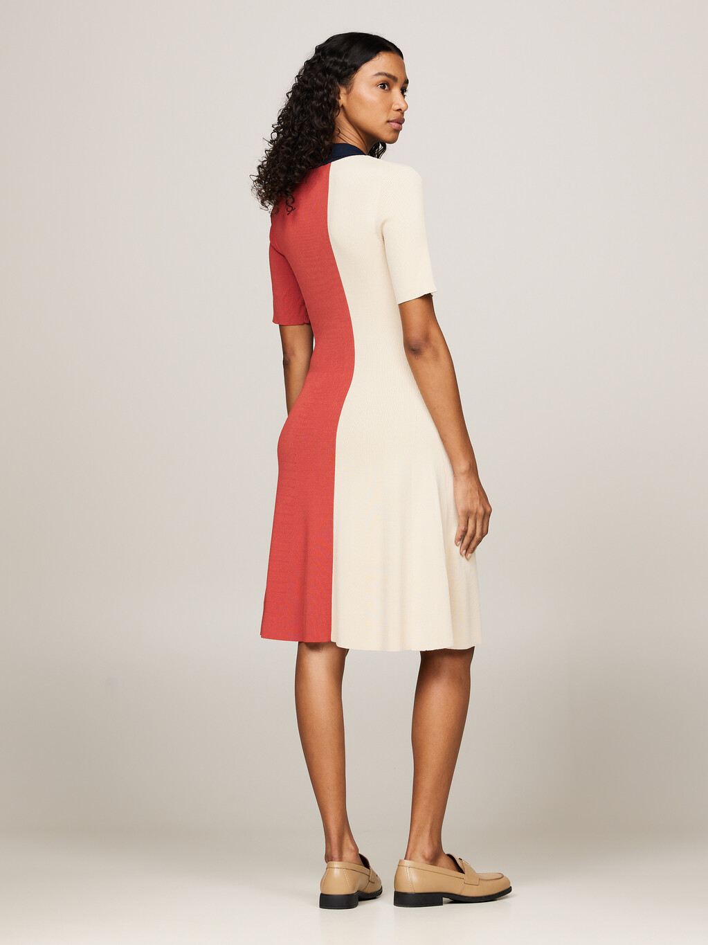 拼色針織修身版型 Polo 連身裙, Global Stp/ Color Blocked, hi-res