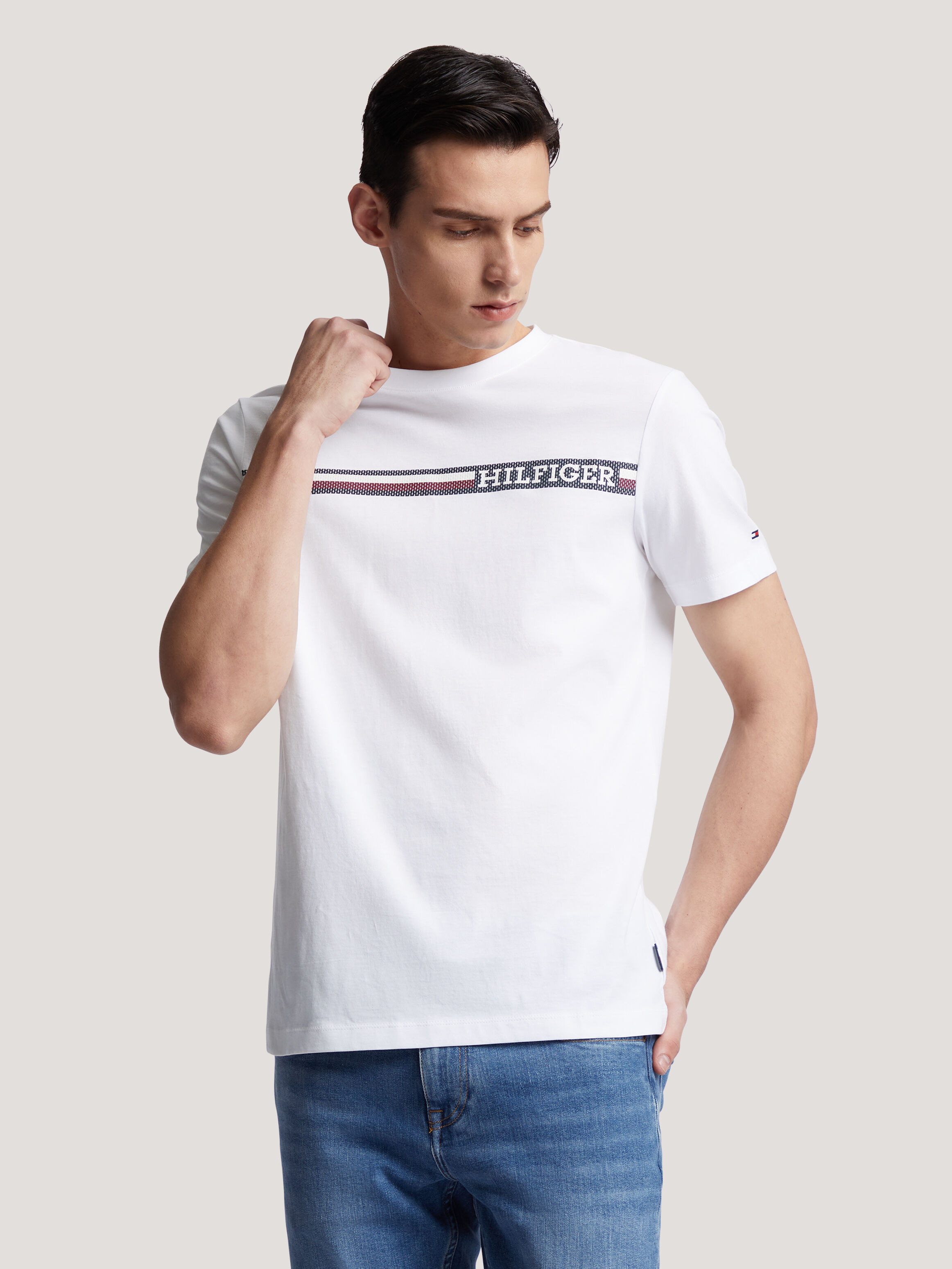 Tommy hilfiger 2025 tape t shirt