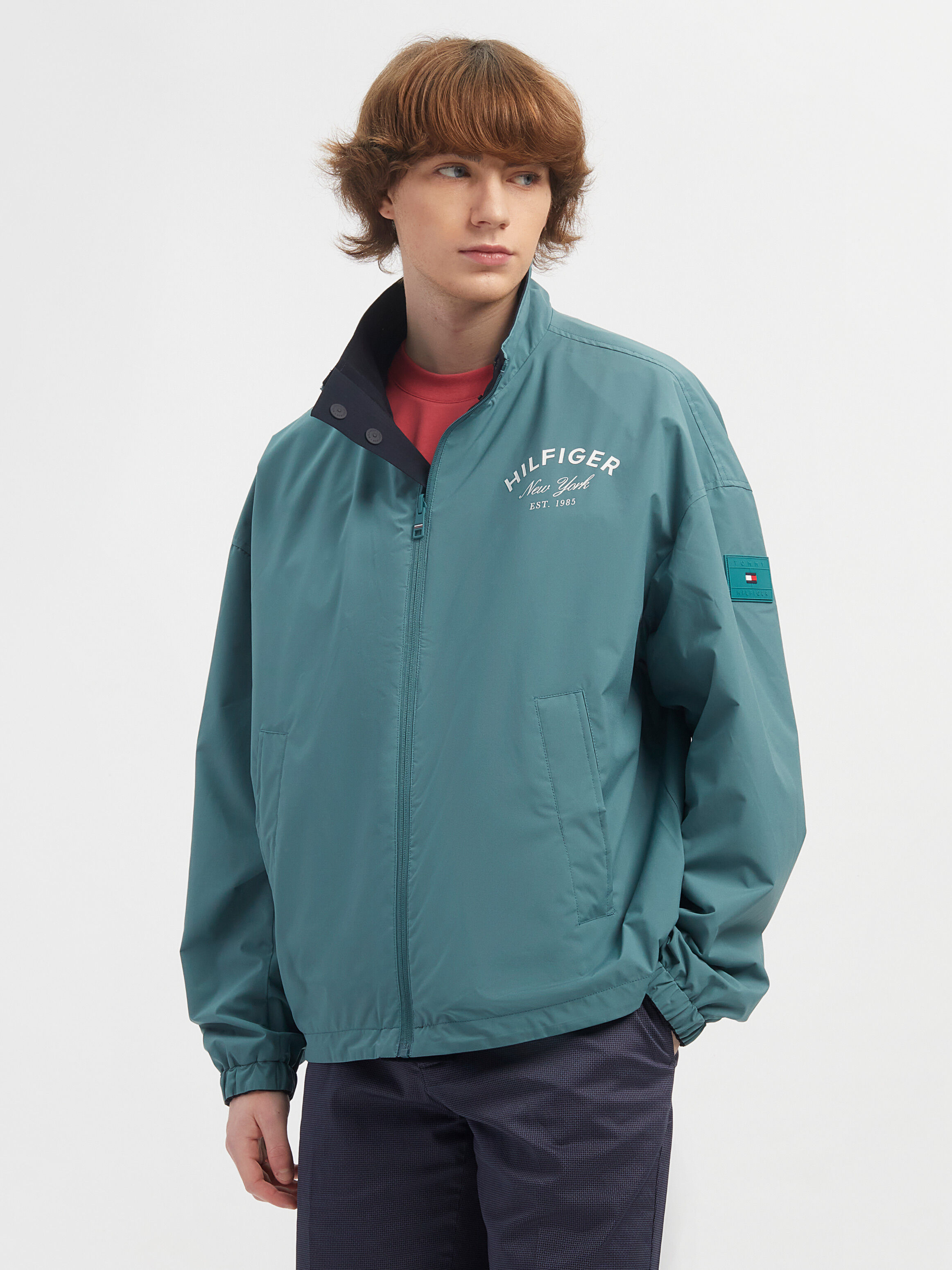 Tommy reversible outlet
