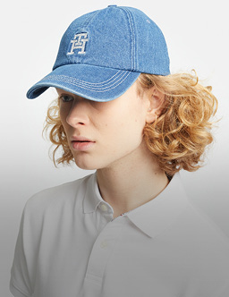 Tommy Hilfiger NEW-IN CAPS